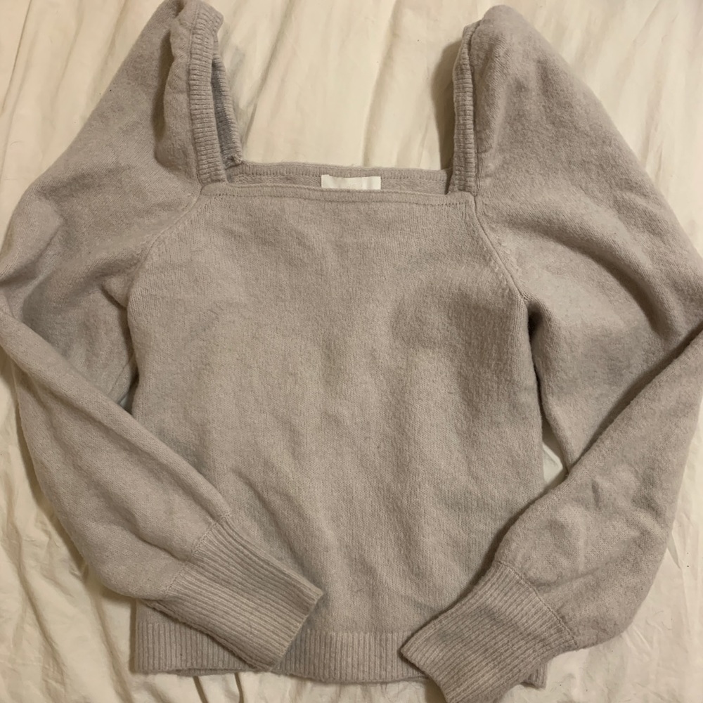Square neck, puffy shoulder sweater